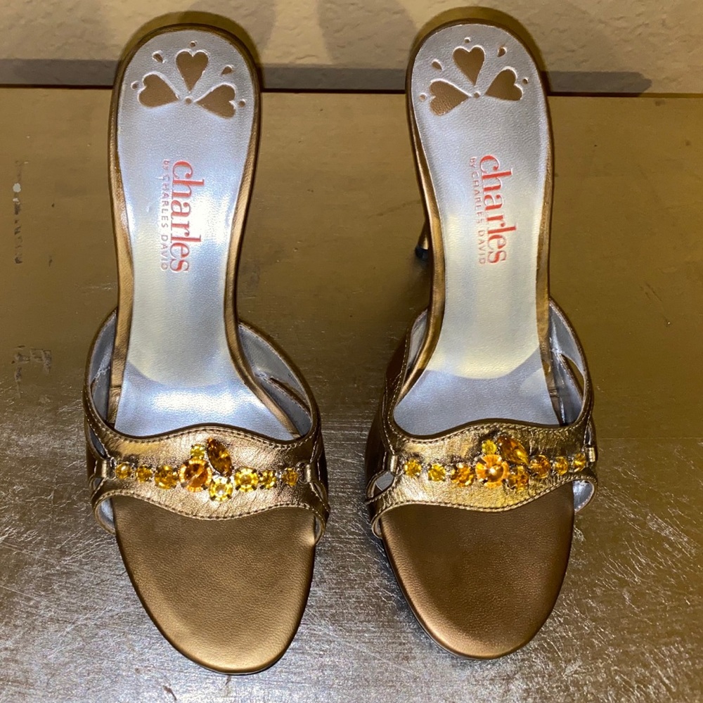 New Charles David Bronze slip-on heels w/ jewels